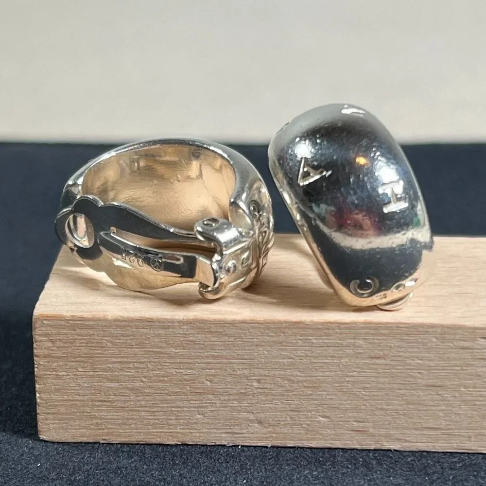 Chanel Vintage 925 Sterling Silver Logo Huggie Clip On Earrings Authentic READ‎